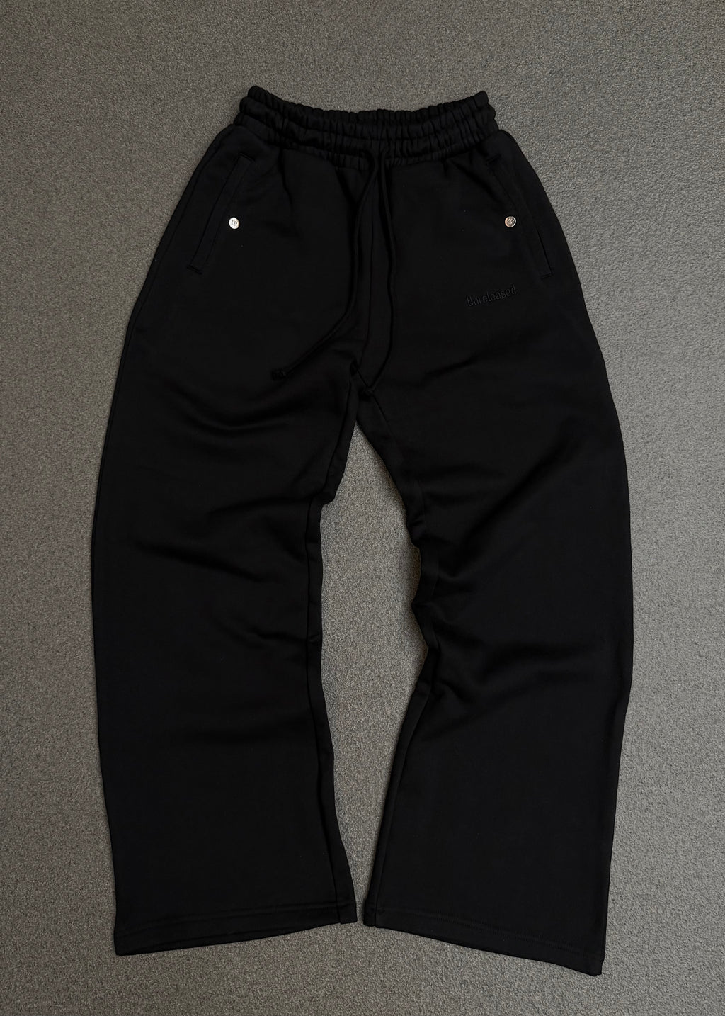 HEAVYWEIGHT SWEATPANTS (BLACK)